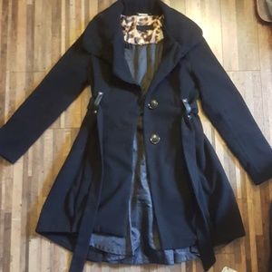 Steve Madden Coat!🖤🍁🍃